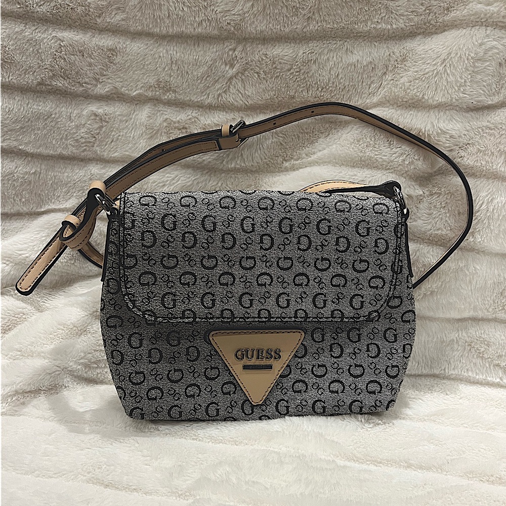 Guess grey purse
